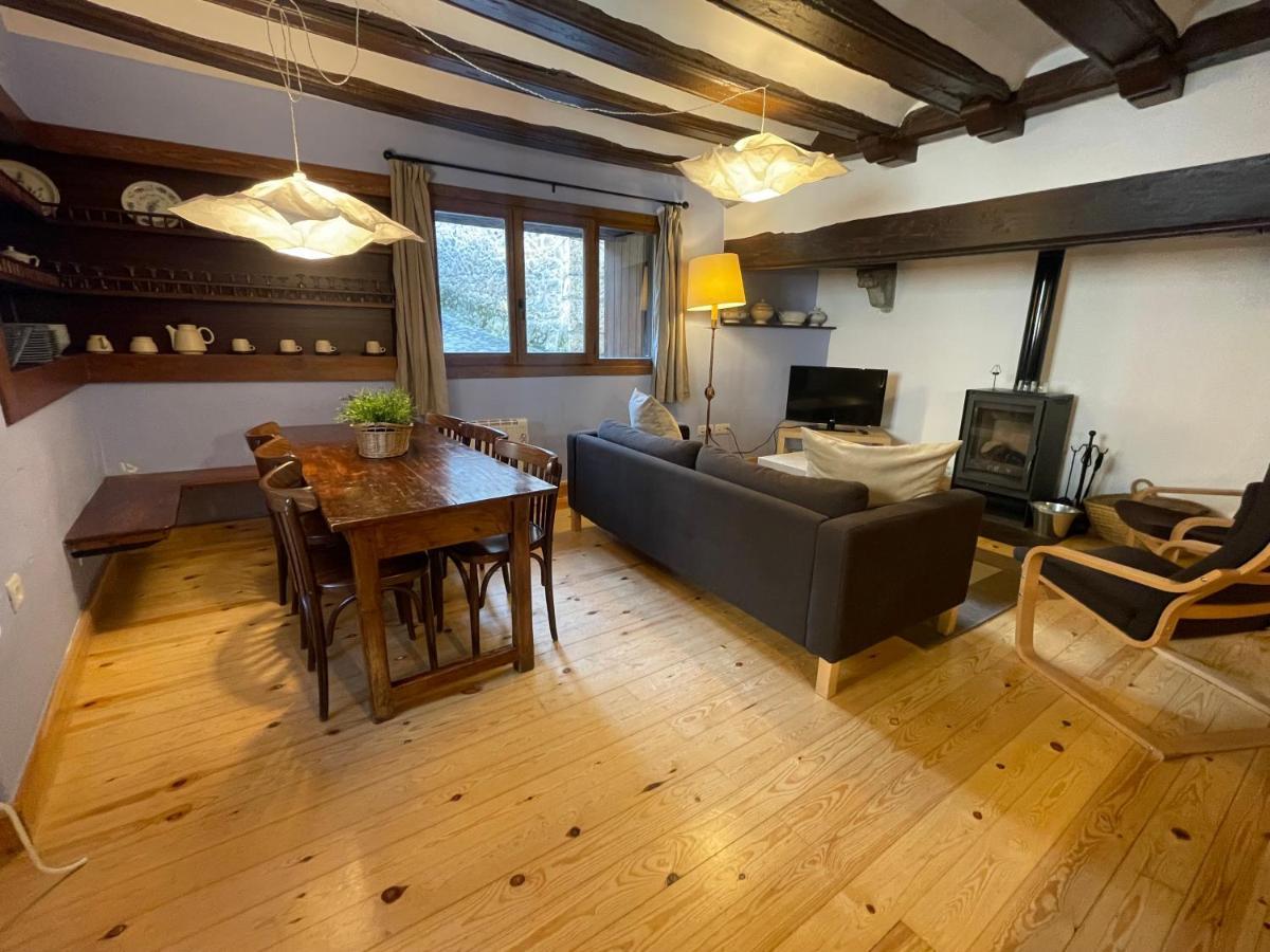 A04 - Apartamento Foc - Casa Mingot - Villmor Anciles ภายนอก รูปภาพ